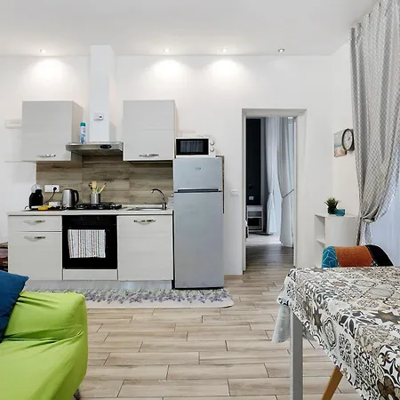 Mauro - Hotel apartamentowy 3*