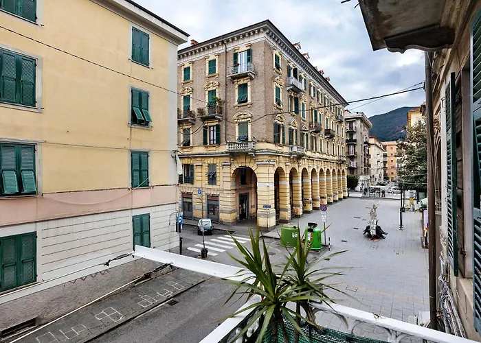 Mauro - Aparthotel La Spezia